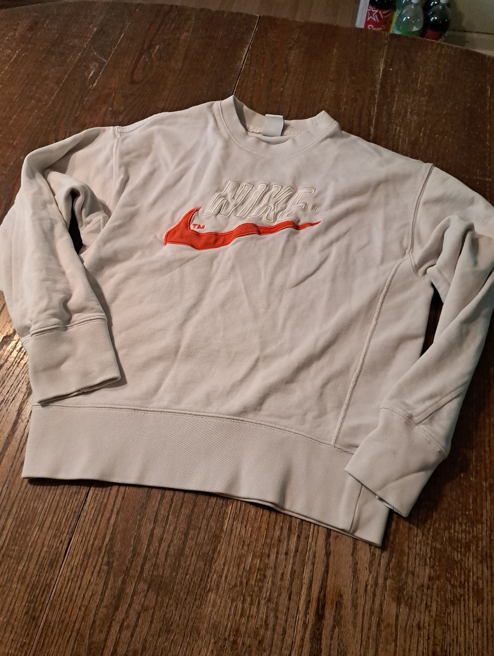 Small Nike Cream Orange Long Sleeve Crew Neck Pullover Cotton Sweatshirt